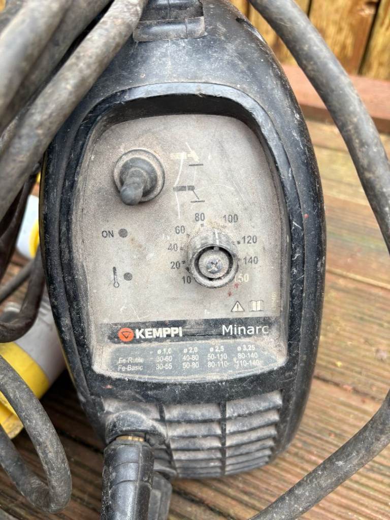 KEMPPI MINARC 151 110V MMA WELDING MACHINE EARTH AND WELDING CABLE