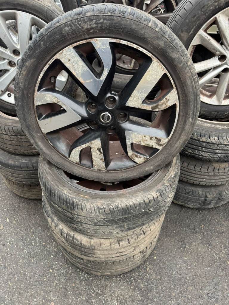 NISSAN JUKE/QASHQAI ALLOY WHEELS FOR SALE