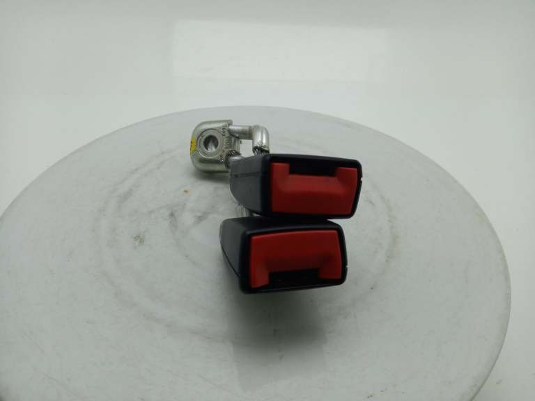 Volkswagen Golf Seat Belt Stalk Rear Double Stalk 2008-2015