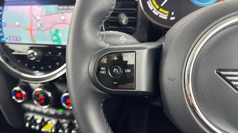 2021 MINI Hatch 135kW Cooper S Level 1 33kWh 3dr Auto HATCHBACK ELECTRIC Automatic