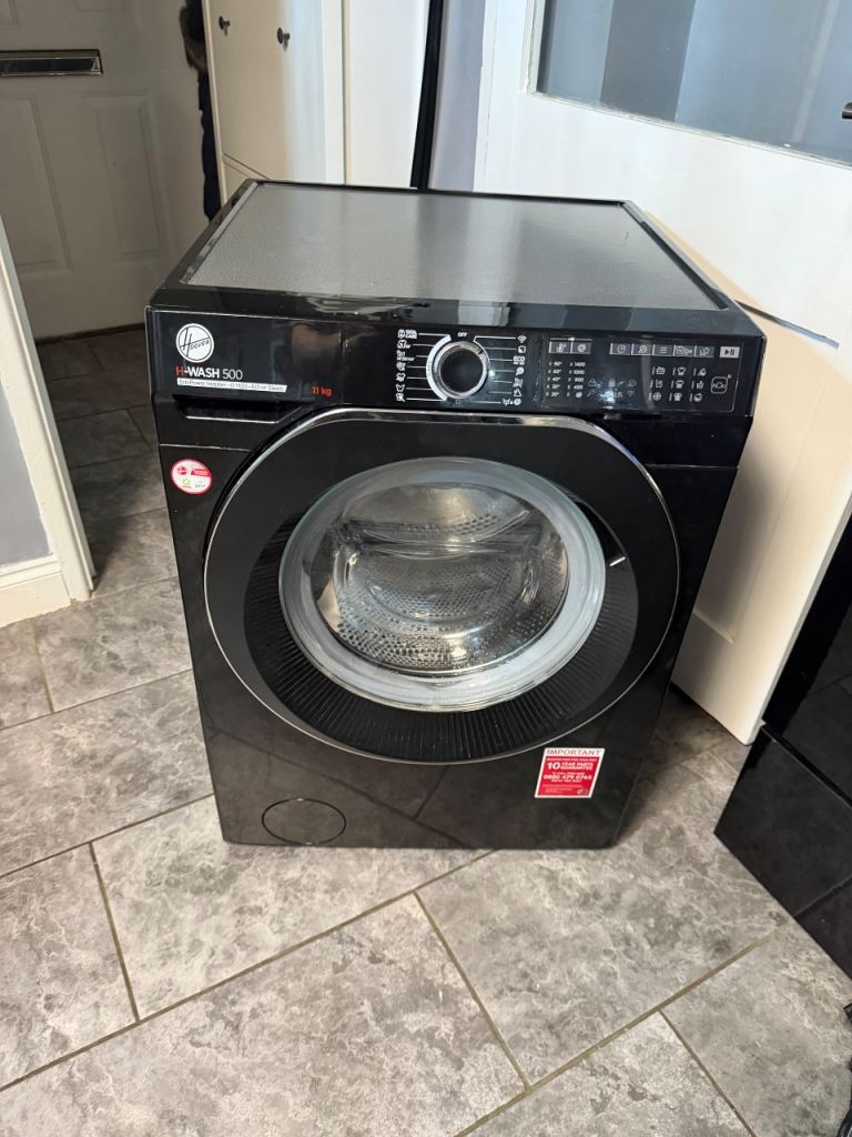 Black washing machine 