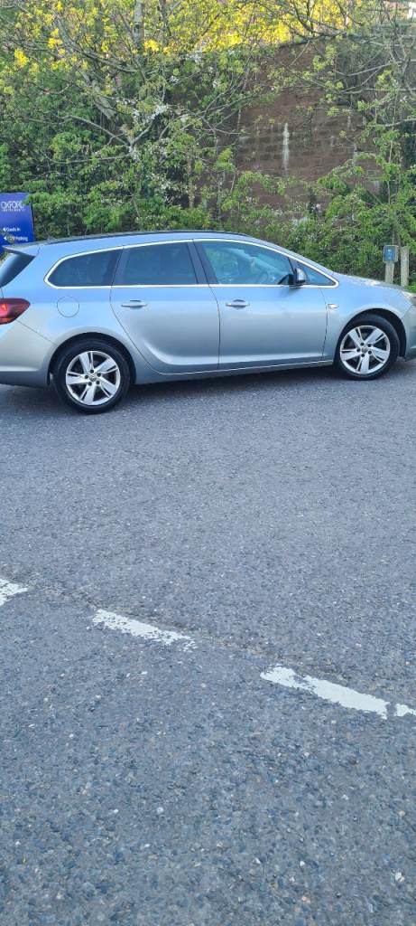CHEAP CLEAN♦️2014 ASTRA SRI CDTI ESTATE £1350