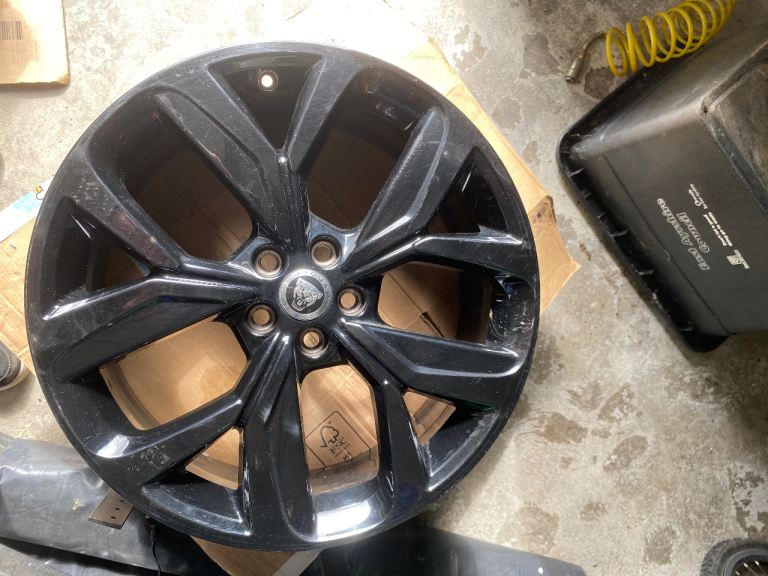 Jaguar I Pace / Land Rover / Range Rover 20in Wheels