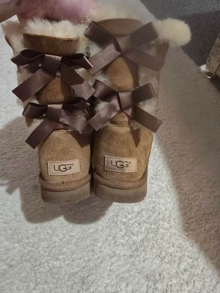 Uggs size 5