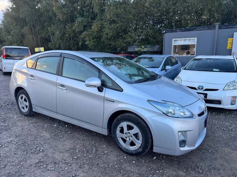 2011 Toyota Prius Toyota Prius Hybrid Petrol Silver 2011 5 Seater  1.8L Hybrid