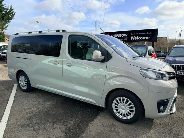 2019 Toyota Verso 2.0D Shuttle Long MPV 5dr Diesel Manual LWB Euro 6 (s/s) (9 Seat) (150 ps) MPV ...