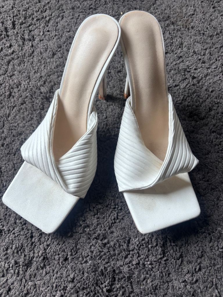 White slip on heels size 7 