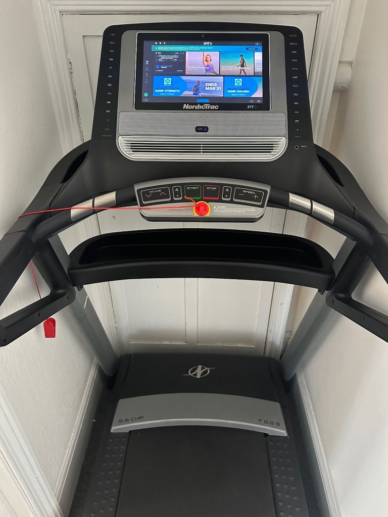 NordicTrack T9.5 S folding treadmill 