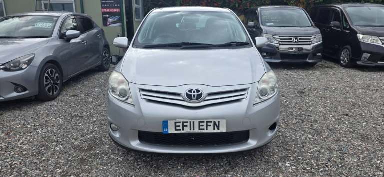 2011 Toyota Auris 1.6 V-Matic TR 5dr HATCHBACK Petrol Manual