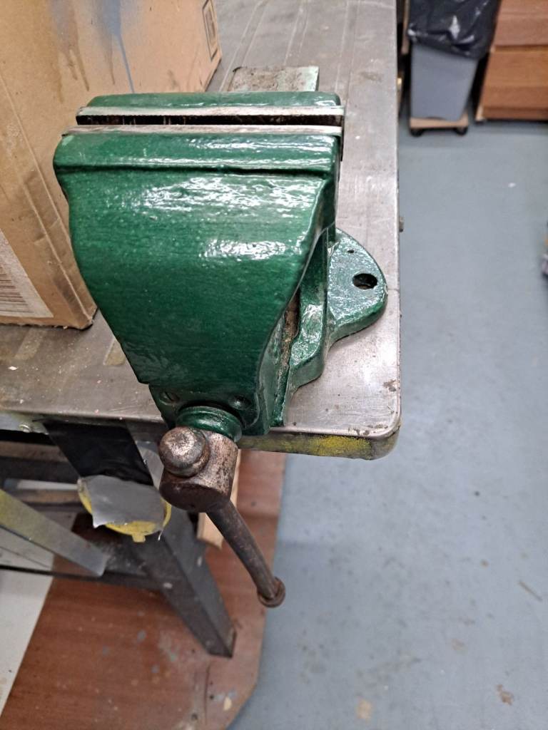 image for Bench Vice 4inch  WODEN 186B/3   In Excellent condition