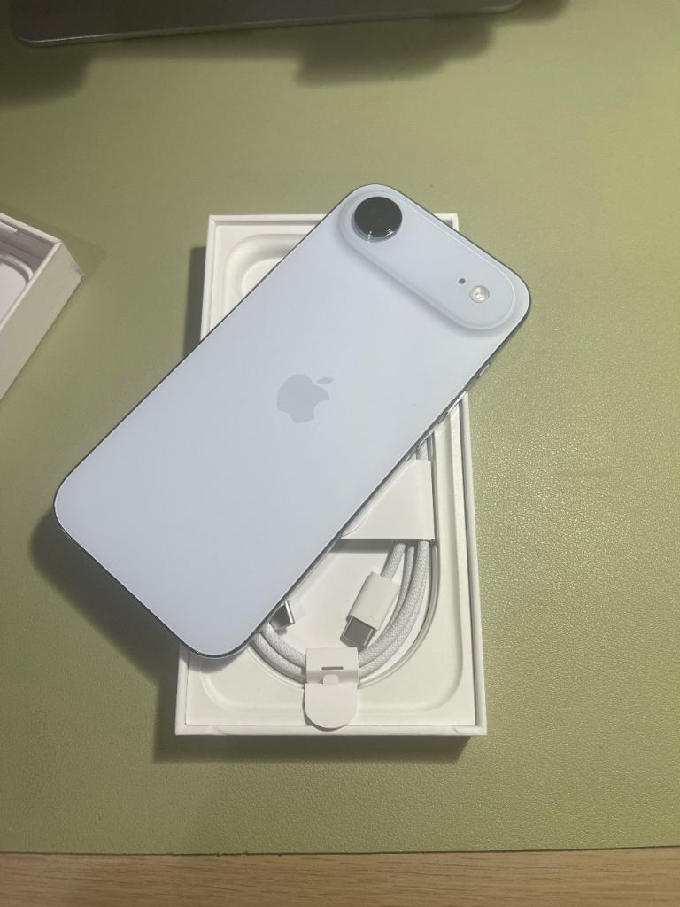 iPhone Air 256GB - Sky Blue - Open Box, MINT + Day 1 Starter Bundle!