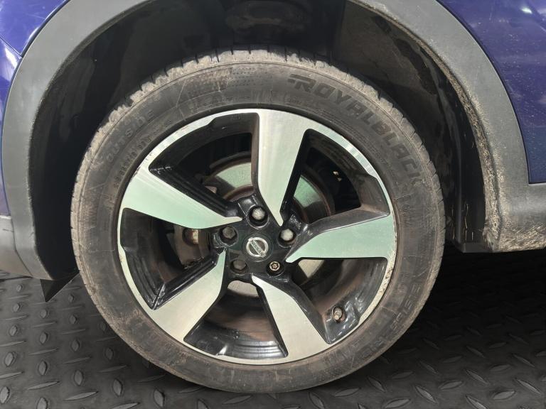 2014 Nissan Qashqai 1.2 DiG-T N-Tec 5dr HATCHBACK PETROL Manual