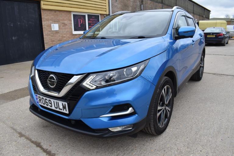 2019 Nissan Qashqai 1.3 DIG-T N-Connecta DCT Auto Euro 6 (s/s) 5dr HATCHBACK Petrol Automatic