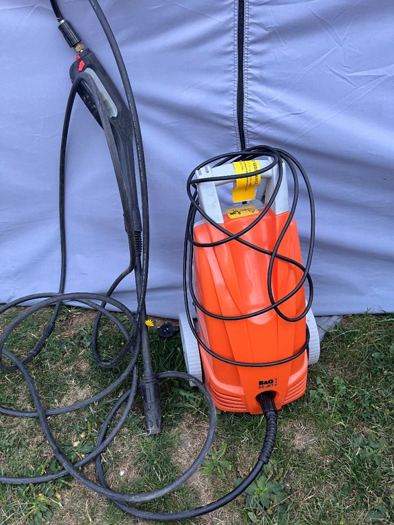 Good condition B&Q pressure washer.