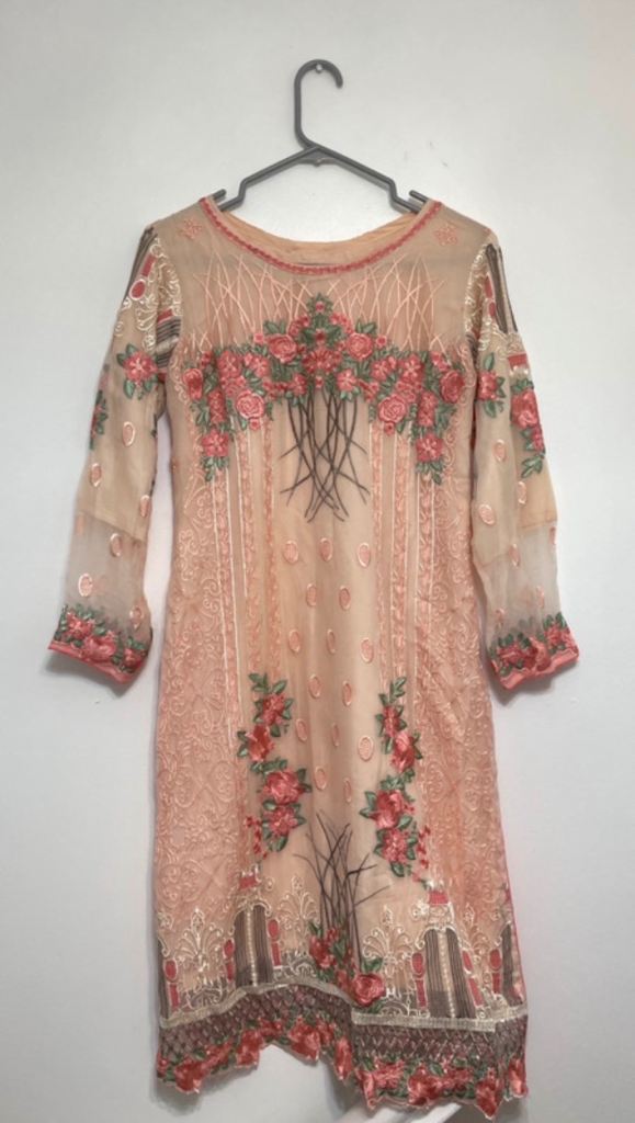 Pakistani 3-piece chiffon suit- Beautiful Peach Floral Embroidered Dress Suit 