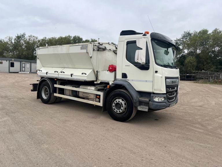 DAF TRUCKS LF 260 MARVTECH HOTBOX ONLY 52,516 KM 
