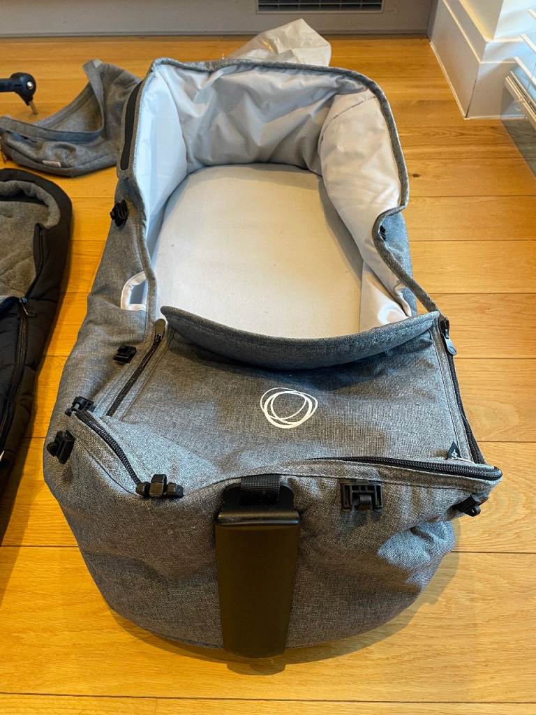 Bugaboo Lynx buggy with all accessories, excellent condition