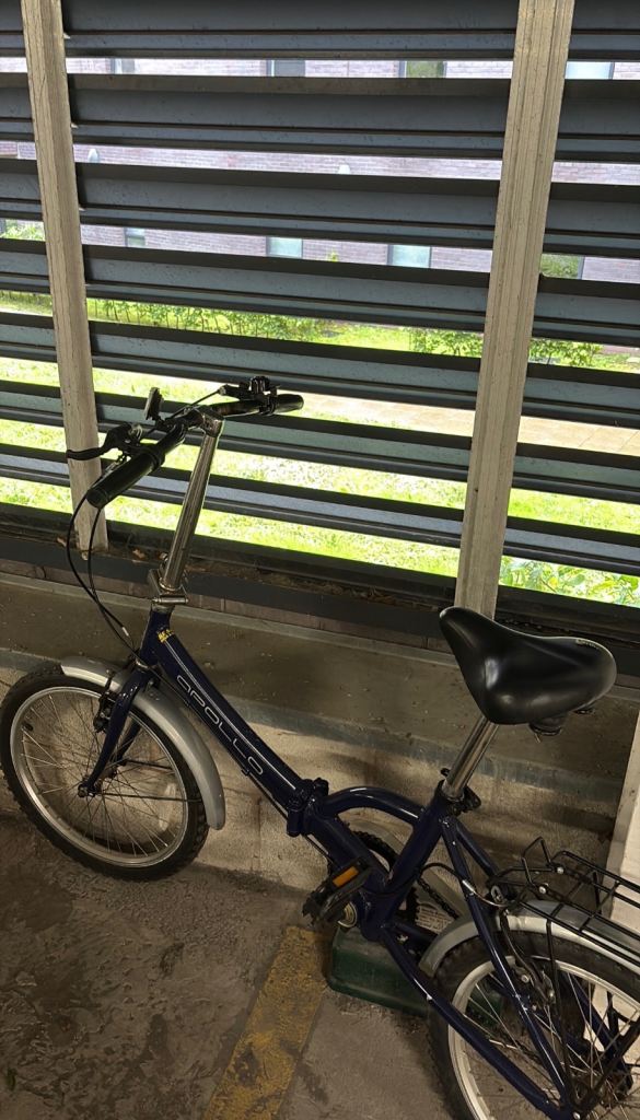 Apollo Folding Bike – Good Condition, Blue