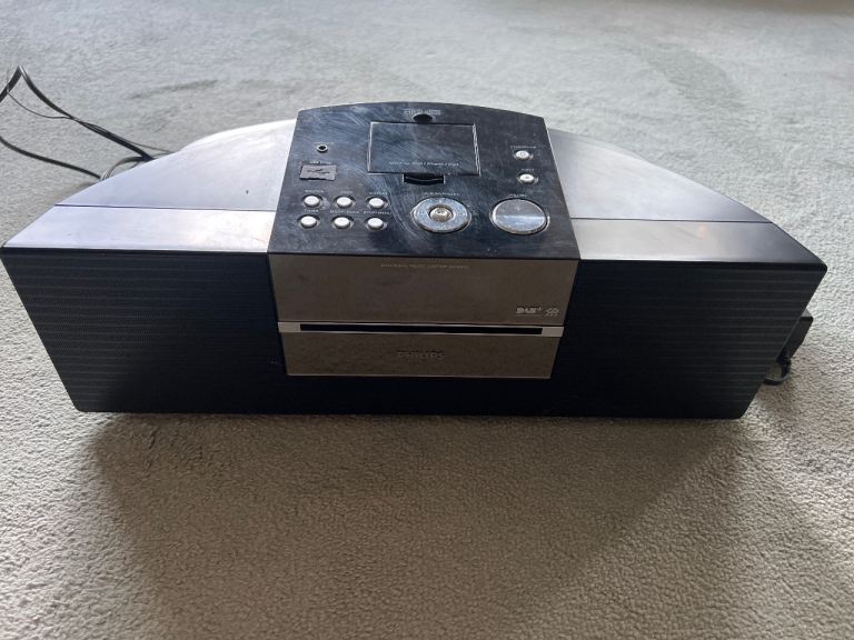 CD radio and docking station