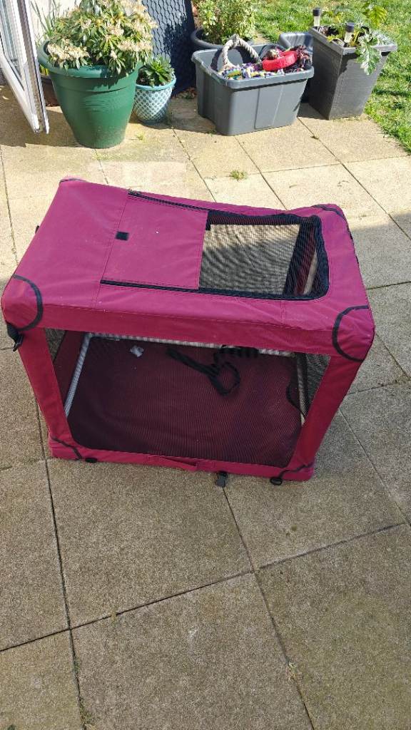 Collapsible fabric crate