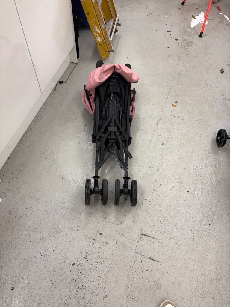 Cuggl Pink Stroller – Good Condition, £25.00 for Sale