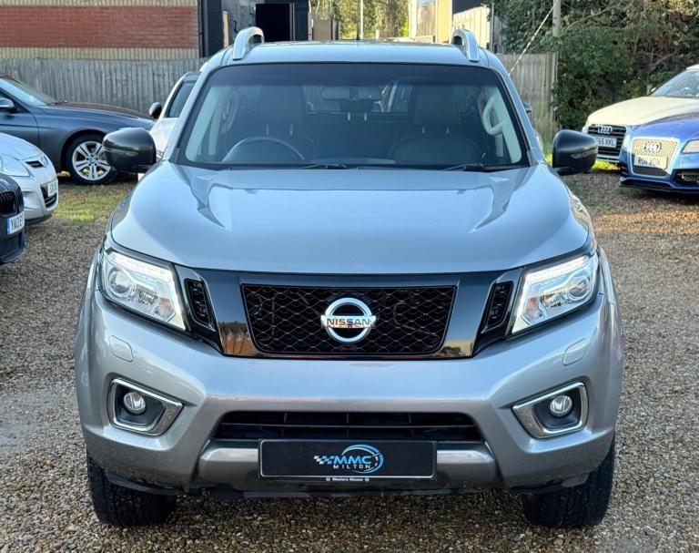 2016 Nissan Navara 2.3 dCi Tekna Auto 4WD Euro 5 4dr PICK UP Diesel Automatic