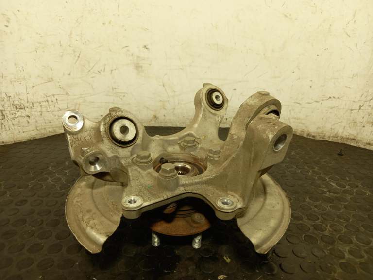 Ford Mustang Suv Wheel Hub Stub Axle N/S 2019-2026 0.0l Electric Rear Lh
