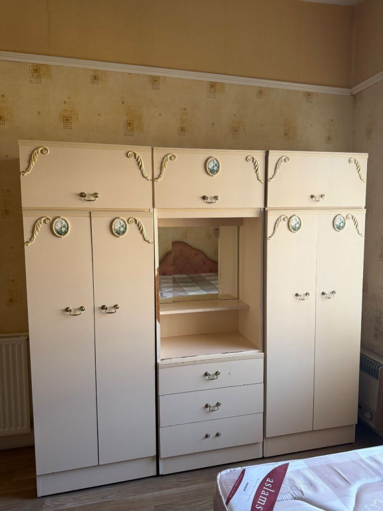 Cream Wardrobe Unit with Mirror and Drawers