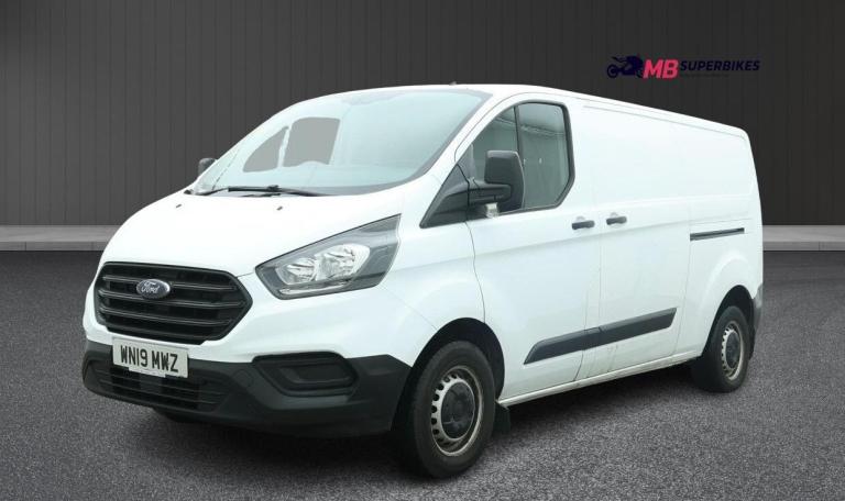 FORD TRANSIT CUSTOM 2.0 TDCI 2019 (19) L2 LWB PANEL VAN 