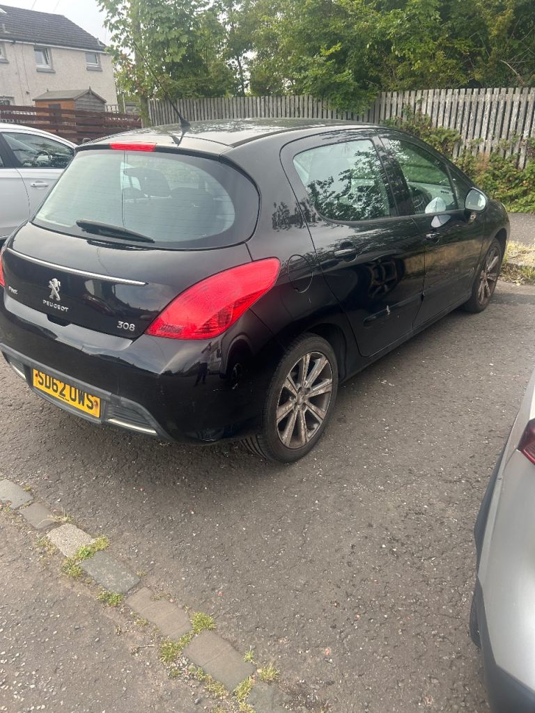 Peugeot 308 1.6 petrol £600