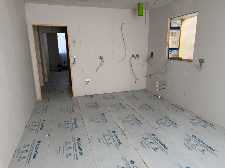 1 bedroom unfinished passive prefab building. 