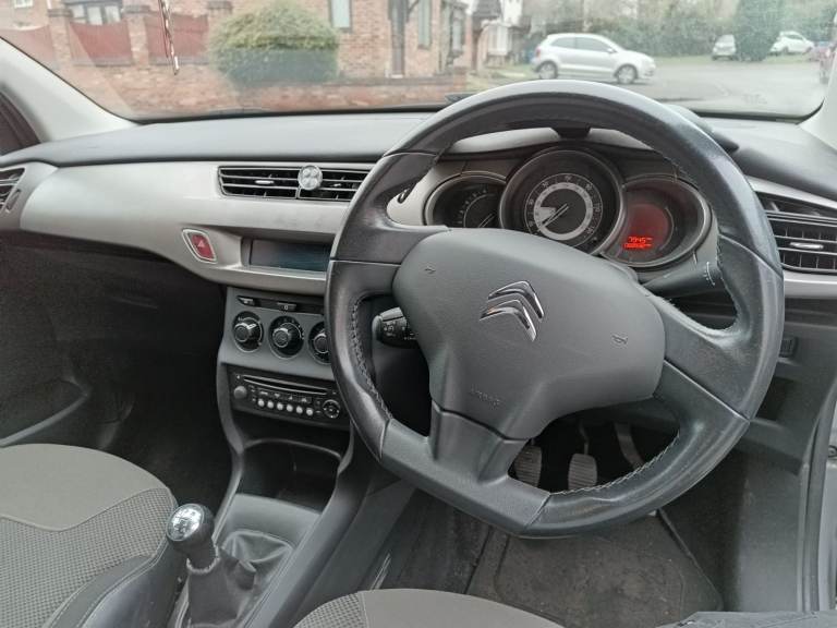 Citroen, C3, Hatchback, 2014, Manual, 999 (cc), 5 doors