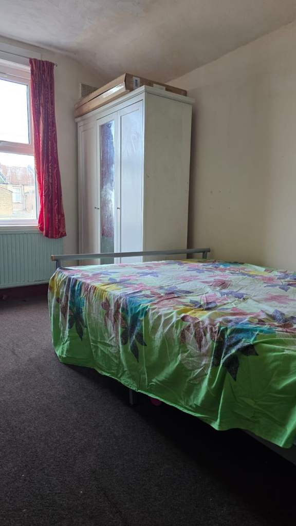 DOUBLE ROOM FOR RENT