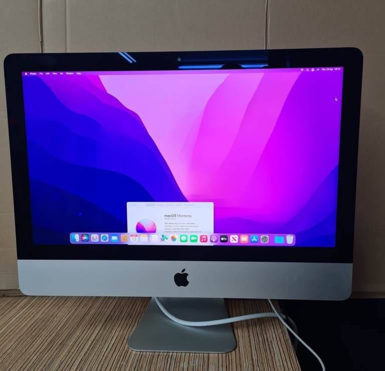 Apple iMac Retina 4K 21.5 year 2015 Intel i5 3.1GHz 8GB RAM 1TB HDD Iris Pro 6200
