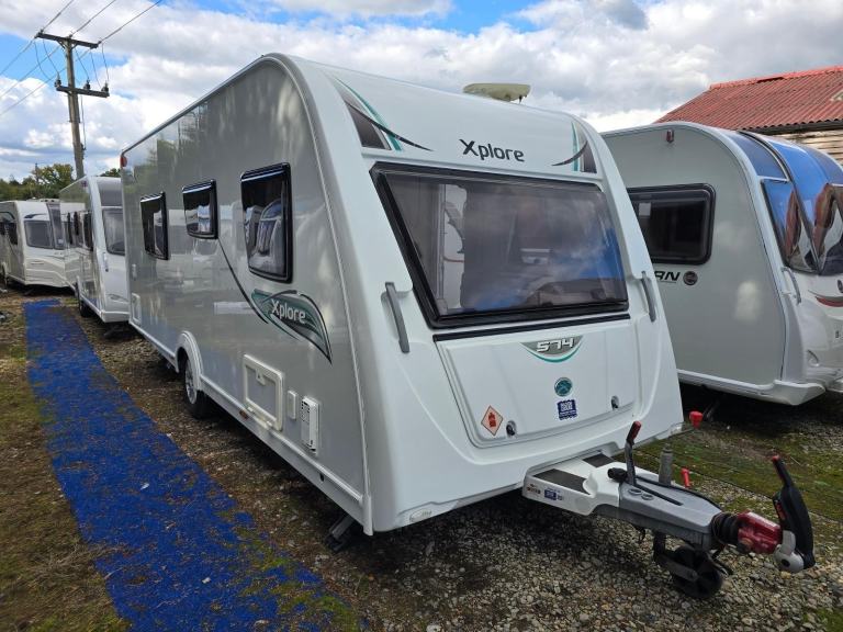 2016 Elddis Xplore 574 Fixed Single Beds E/Washroom Lightweight Caravan, M/Mover