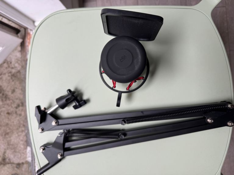 TONOR USB Microphone Kit, PC Microfono Bundle with Boom Arm Stand, Streaming- Q9