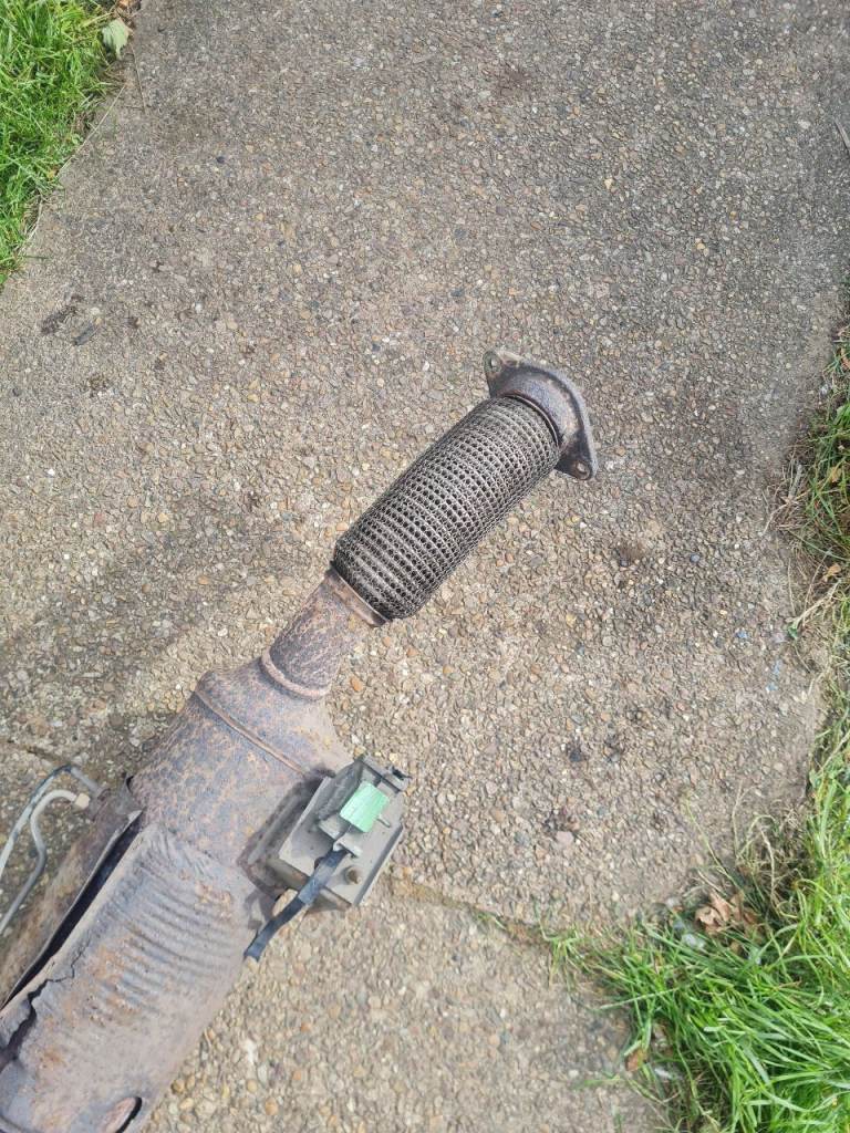 image for Vauxhall vivaro 2016 bi turbo cat