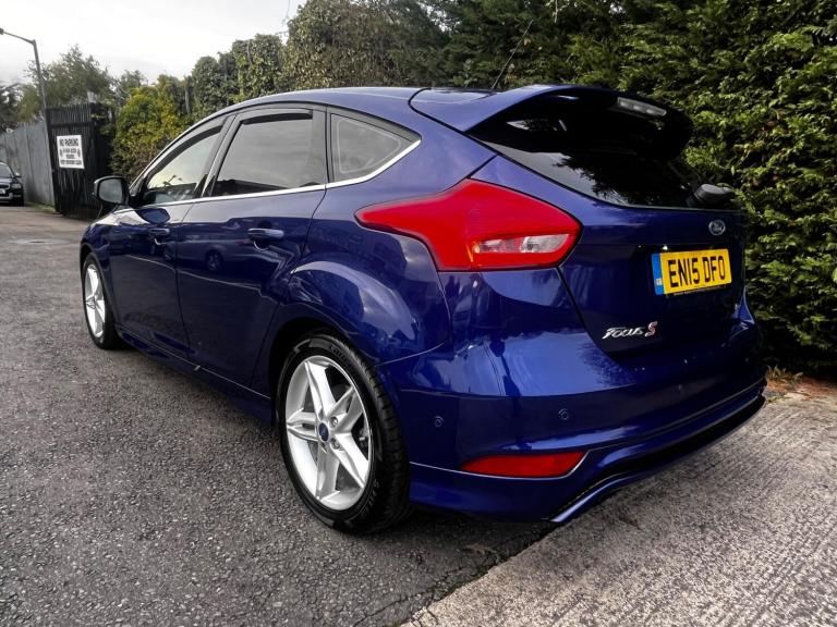 2015 Ford Focus 1.5T EcoBoost Zetec S Euro 6 (s/s) 5dr HATCHBACK Petrol Manual