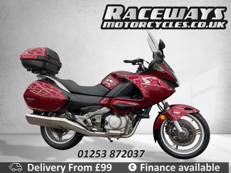 HONDA NT700V DEAUVILLE 2013 63 PLATE ONLY 11,575 MILES USED MOTORCYCLE