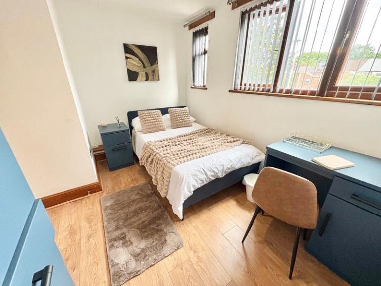 DSS DOUBLE ROOMS AVAILABLE - UC+OTHER BENEFITS 