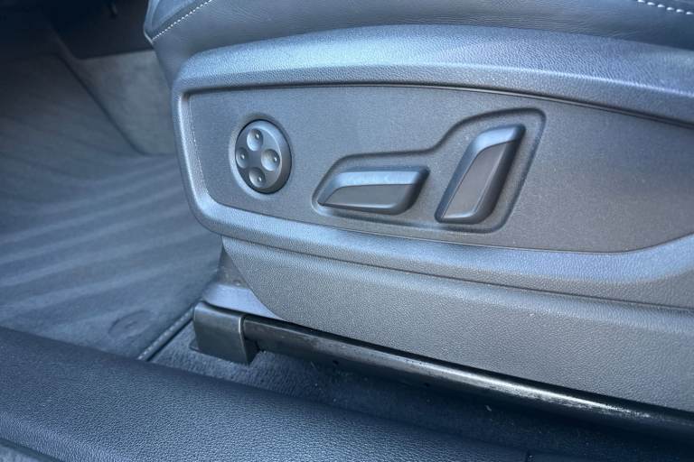 2022 Audi Q5 Edition 1 40 TDI quattro 204 PS S tronic SUV DIESEL Automatic