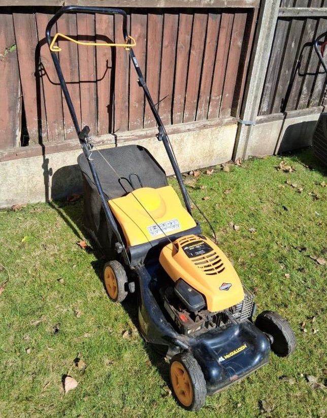 Lawnmower petrol 