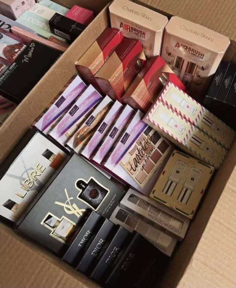 MIXED COSMETICS PRODUCTS AVAILABLE