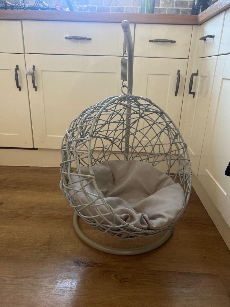 *FOR KITTENS/CATS* small egg chair for sunbathing (grey) 