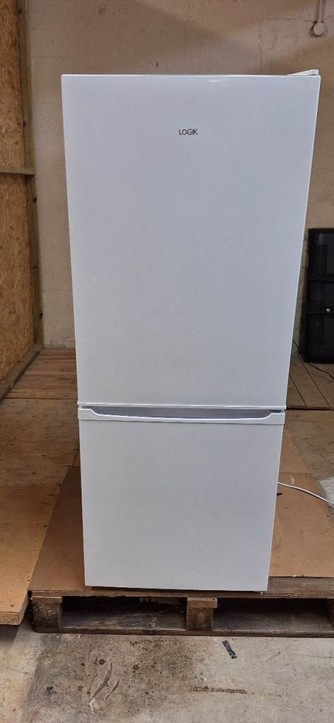 Logik fridge freezer