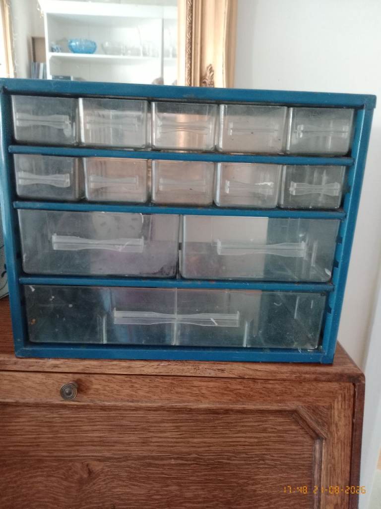 Small drawer tidy set