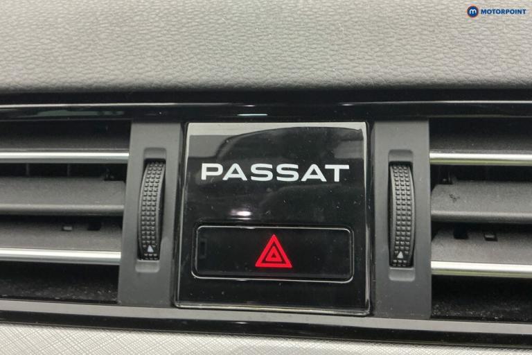 2021 Volkswagen Passat 2.0 TDI EVO SCR SE Nav 5dr ESTATE DIESEL Manual