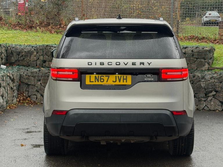 2017 Land Rover Discovery 3.0 TDV6 HSE Automatic 4WD Euro 6 5dr SUV Diesel Automatic