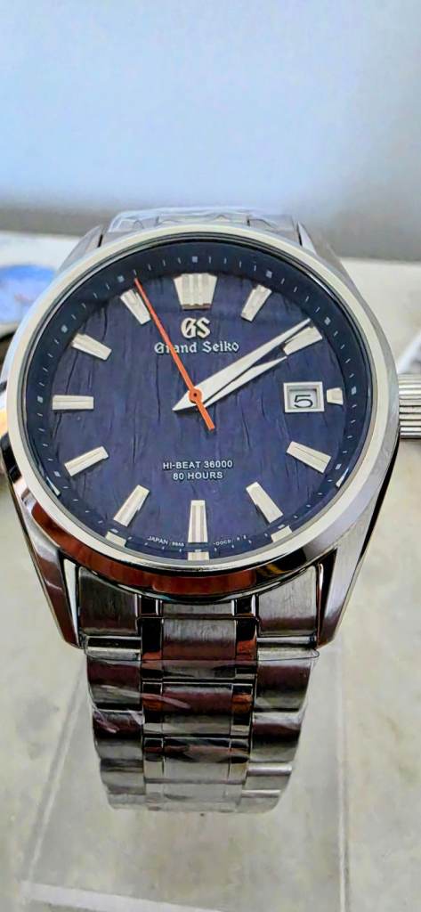 Grand Seiko refurbished automatic watch, 43mm stainless steel case striking dial 