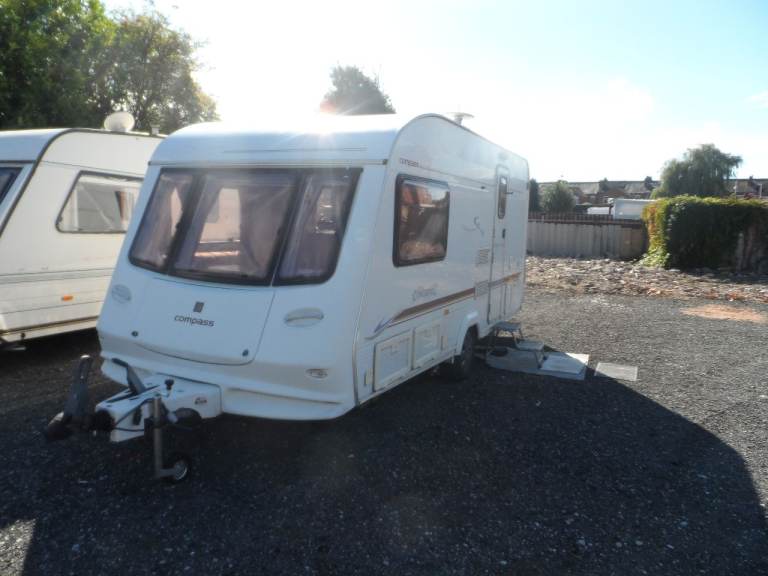 04 COMPASS 2 BERTH CARAVAN WITH MOTOR MOVER